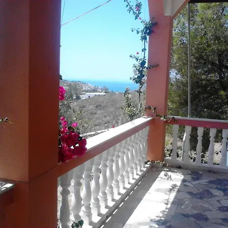 Homestay Country Seaview ! Posidhonia (Syros)